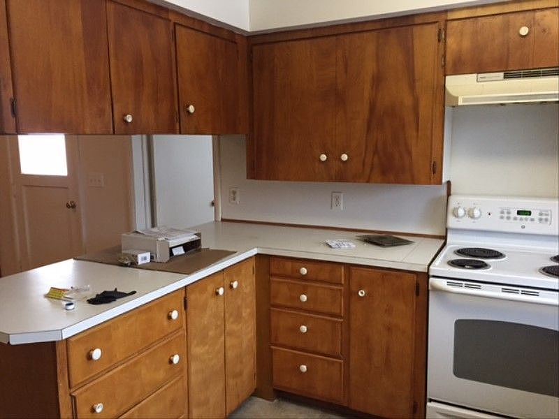 2nd image of 1111 Fontaine Dr