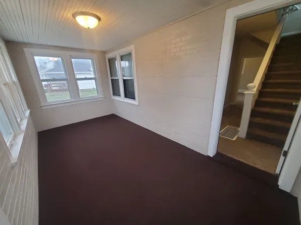 240 E Dunham Ave, Des Moines, IA 50315