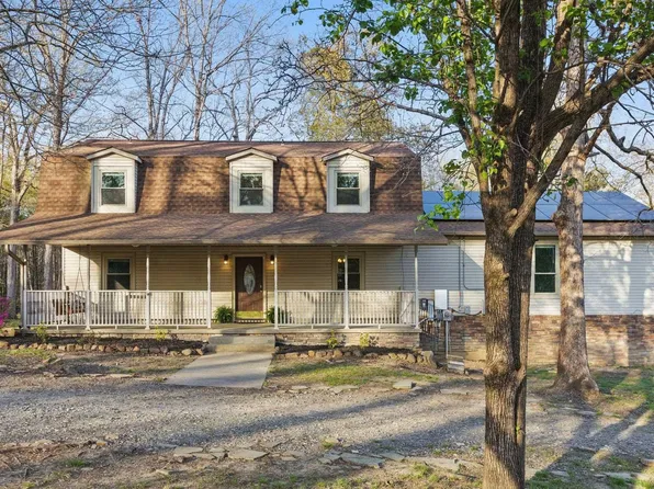 10626 Pineview Dr, Mabelvale, AR 72103