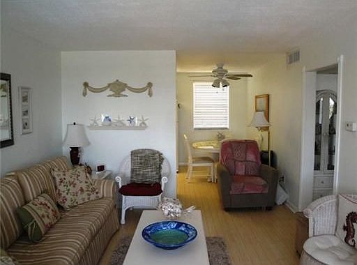 3rd image of 6700 Sunset Way APT 204