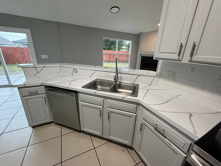 424 Rolling Rock Ct — Photo 13
