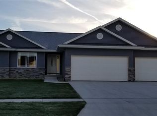 3449 Hemingway St, Marion, IA 52302