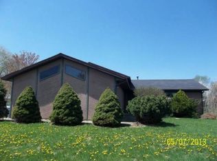 12200 Old River Rd, Rockton, IL 61072