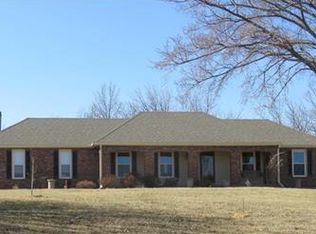 37550 W 95th St, De Soto, KS 66018