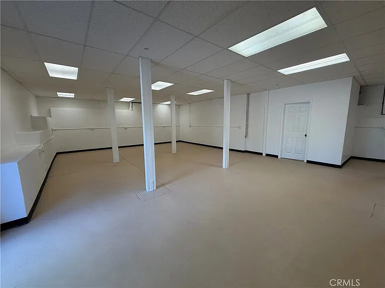1790 E Burnett — Photo 17