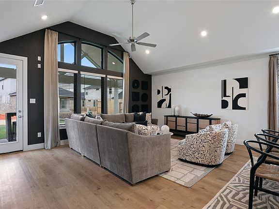 7th image of this home