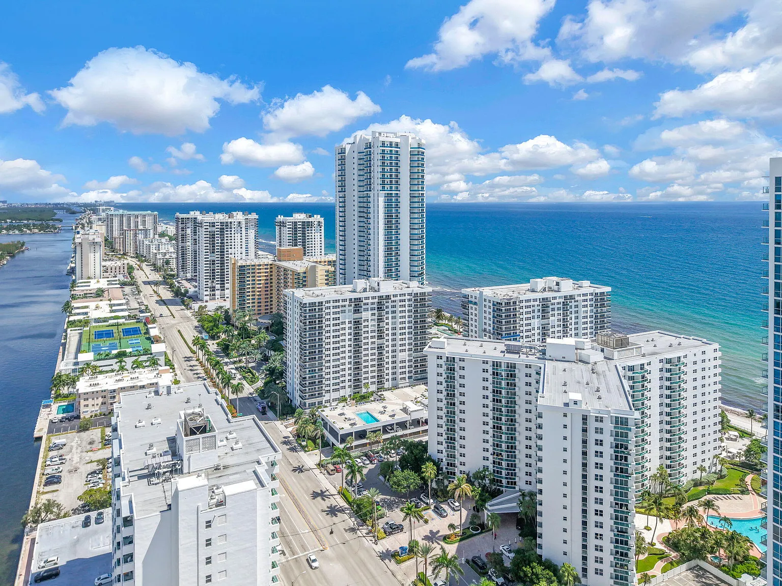 1 bed, 1.0 bath, 883 sqft, $2,800 — Photo 3