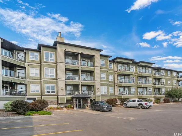 UNIT 320-915 Kristjanson ROAD, Saskatoon, SK S7S 0B1