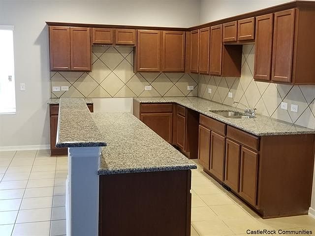 2nd image of 117 Hollis Ln