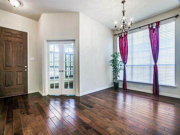 3rd image of 1134 Burnett Dr