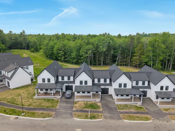 End unit Townhome Plan, Fairway Commons at Gorham Fairways