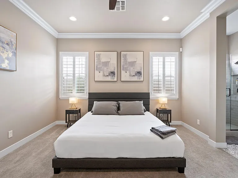 1934 E Wisteria Dr — Photo 19