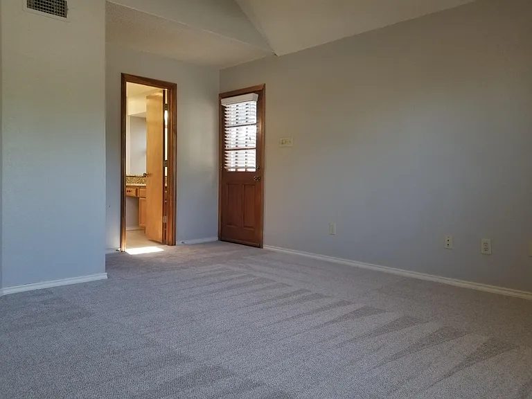 2104 Stein Way — Photo 9