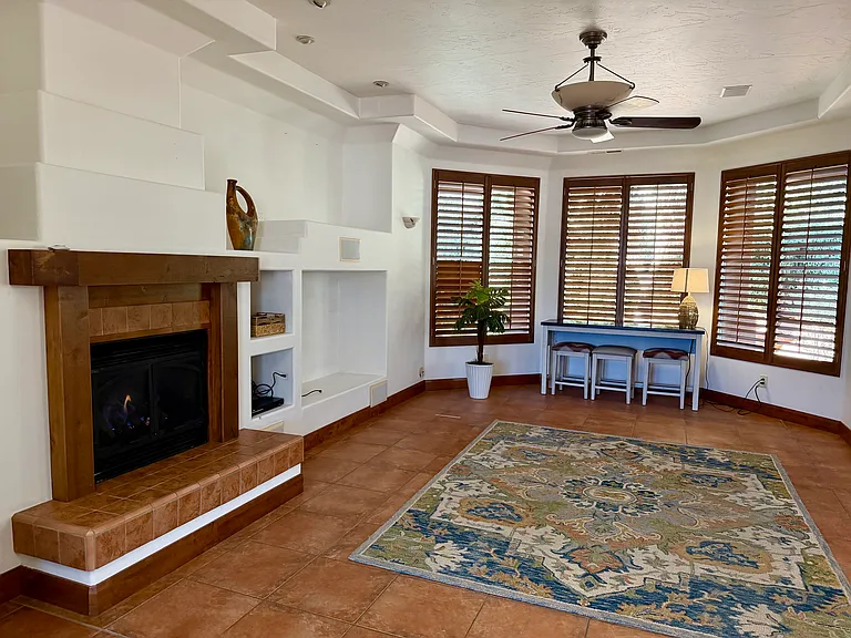 1719 N Sage Cir — Photo 16