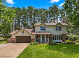 5840 Evergreen Ln, Shoreview, MN 55126