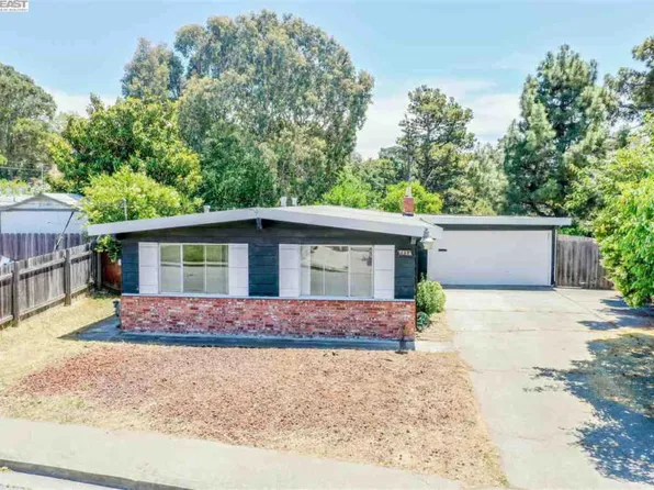 2050 Espanola Dr, San Pablo, CA 94806