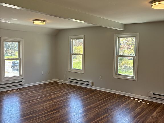 2nd image of 111 High St #2