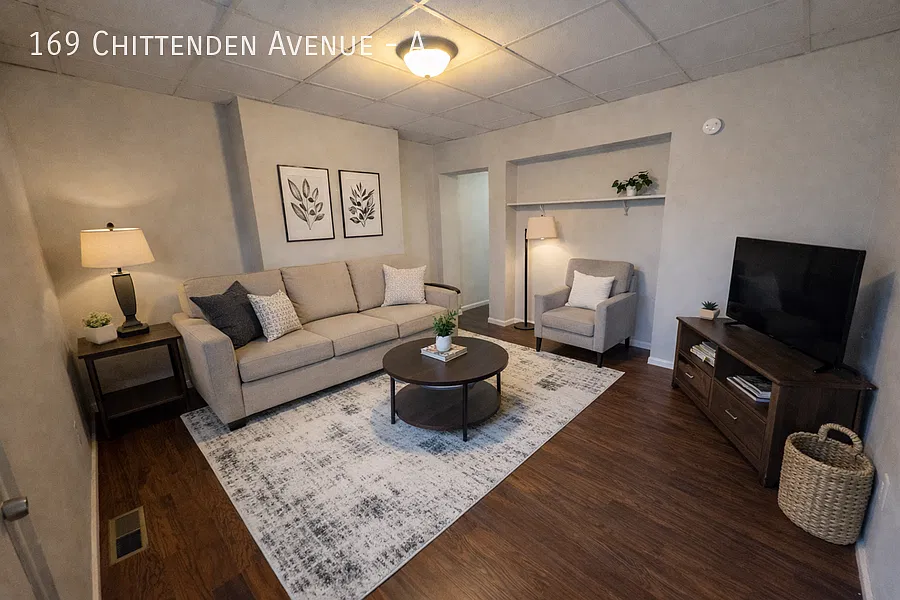 2 Bedroom Chittenden Apartment Near OSU — Photo 3