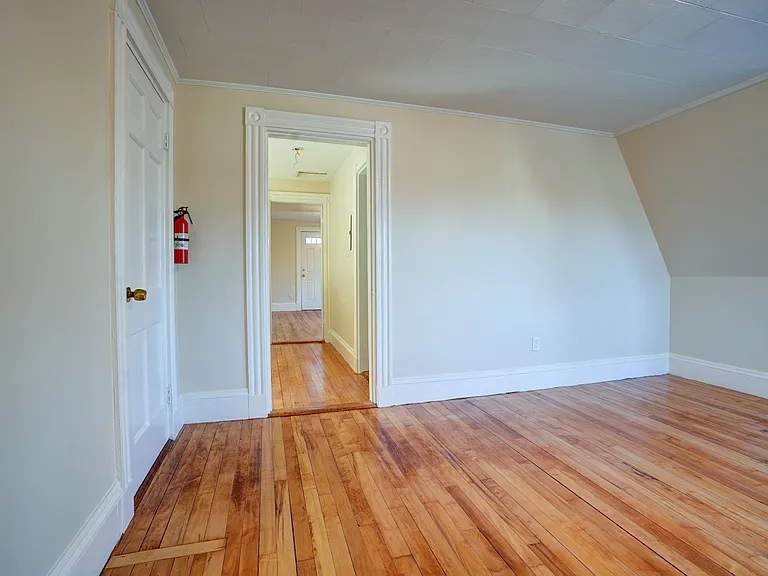 11 French St #5 — Photo 12