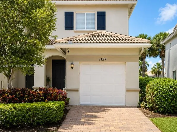 1127 Vermilion Dr, Lake Worth, FL 33461