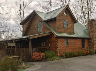 142 Spotted Fawn Ln, Dandridge, TN 37725