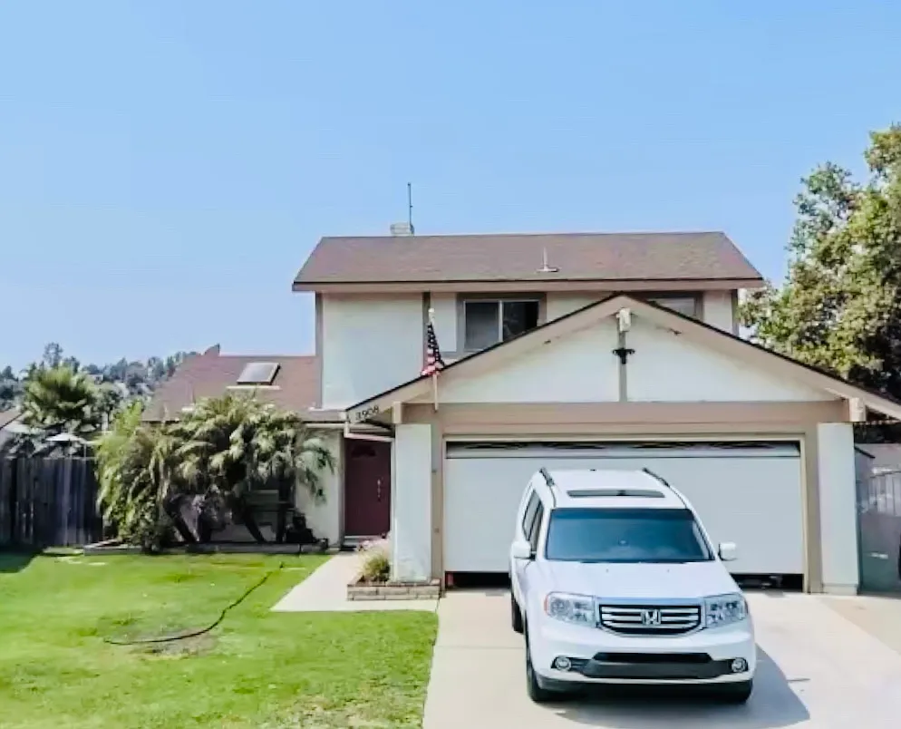 3908 Yellowstone Cir — Photo 1