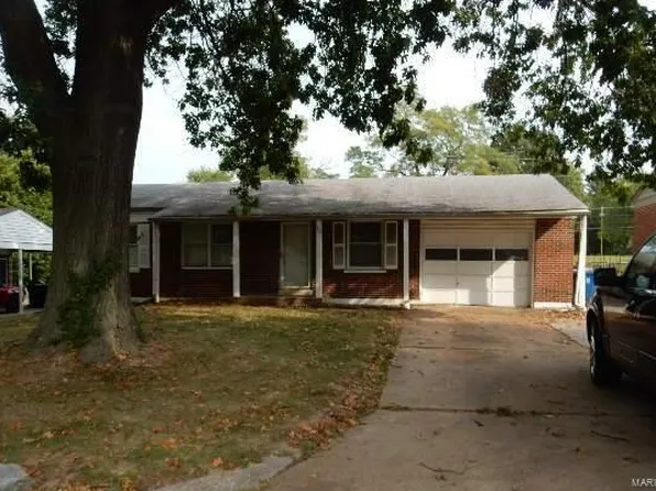 1631 Keelen Dr, Saint Louis, MO 63136