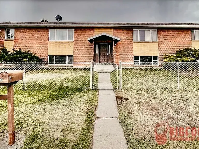 1431 Aspen St. — Photo 1