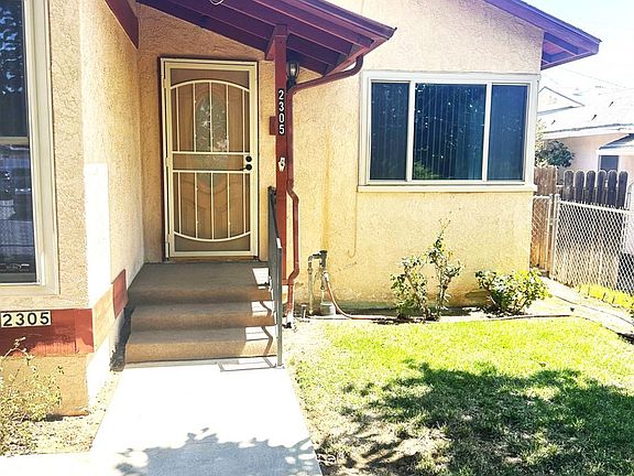 4th image of 2305 Tangerine St