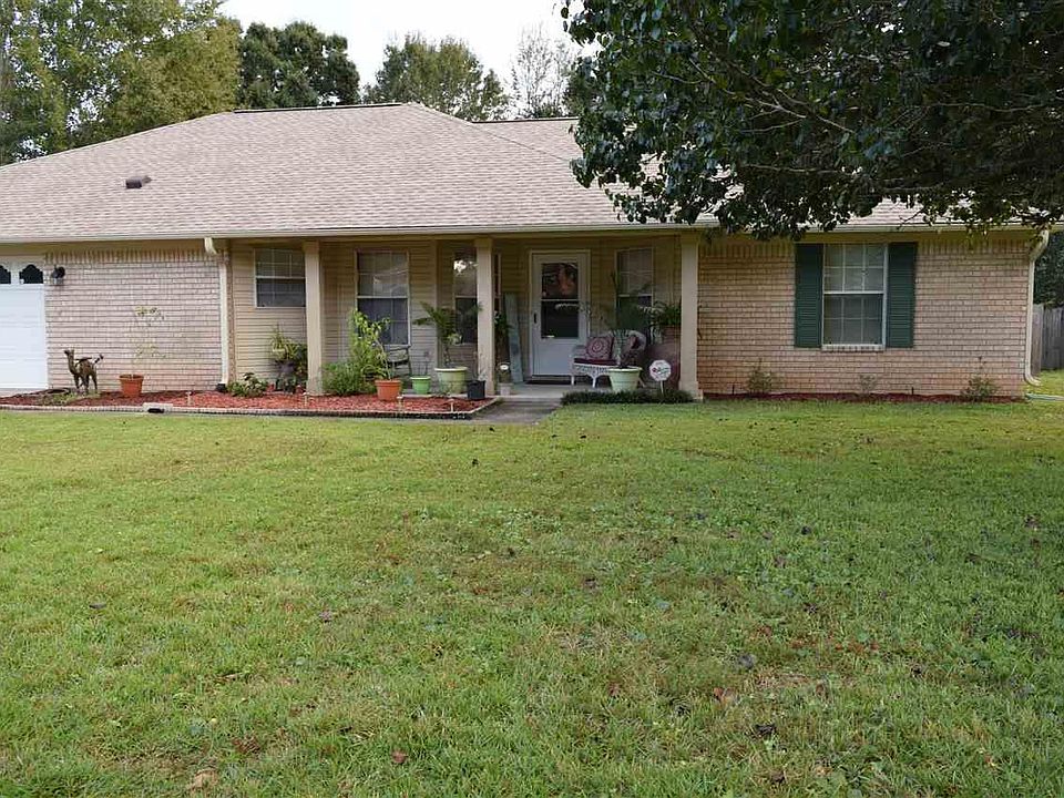 1st image of 2581 Southern Oaks Dr