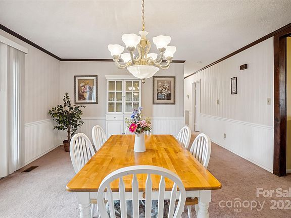 2nd image of 4321 Bedfordshire Dr