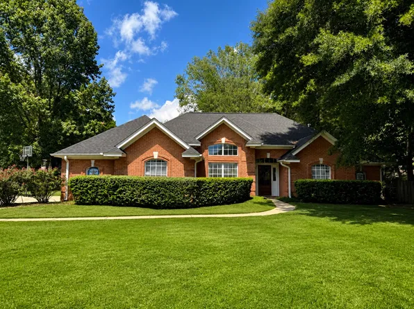 206 Hunnington Dr, Columbus, MS 39705