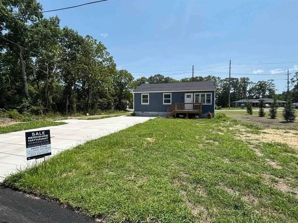 100 Wisteria St, Egg Harbor Township, NJ 08234