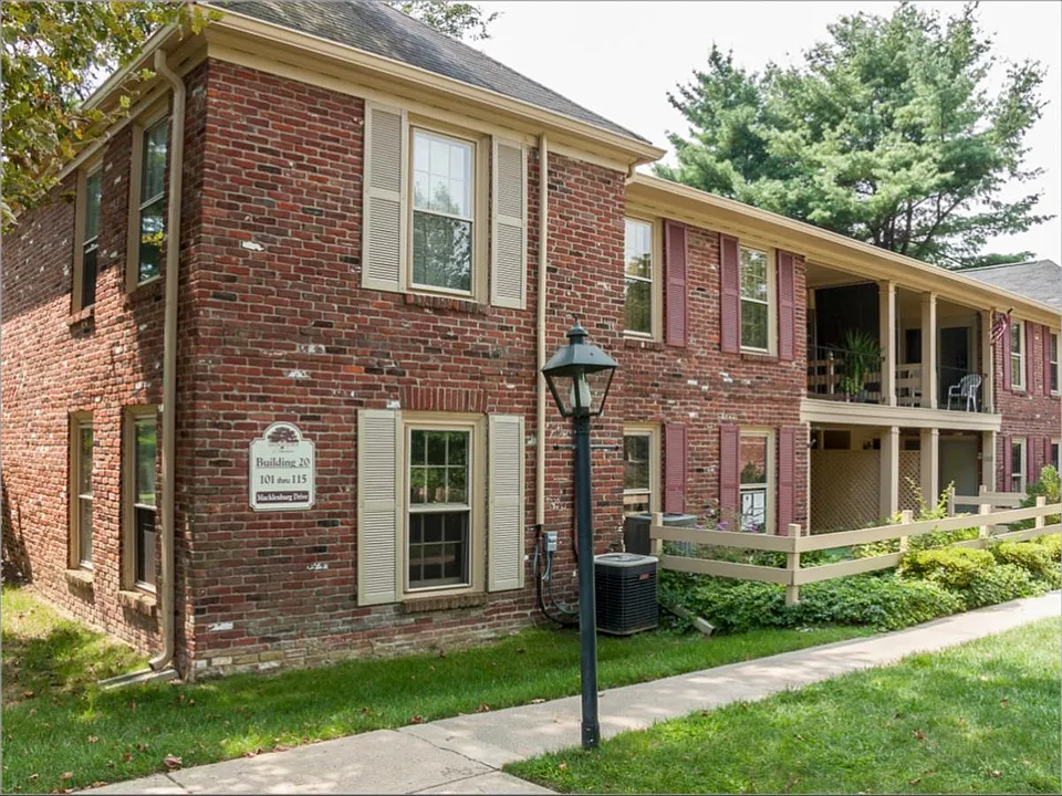 109 Macklenburg Dr #2