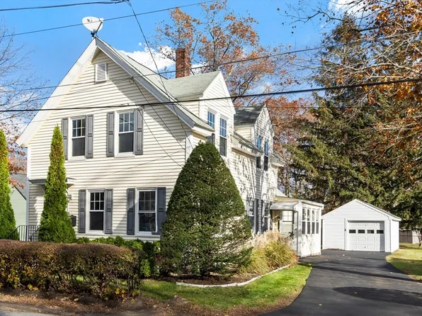 7 Groton Harvard Rd, Ayer, MA 01432