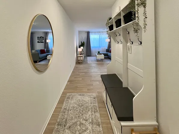 6004 Tomsik St, Las Vegas, NV 89139