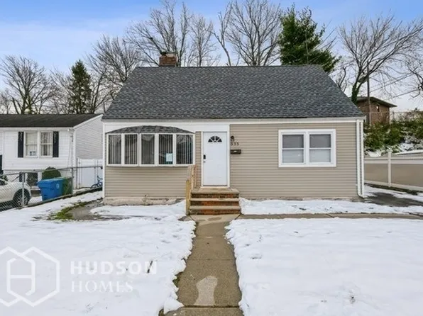 535 S Park Dr, Perth Amboy, NJ 08861