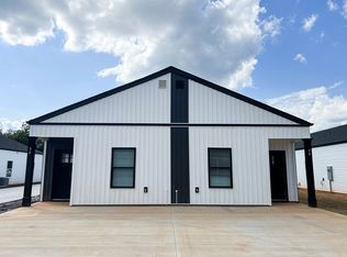 92 Old Farm Rd, Moore, SC 29369