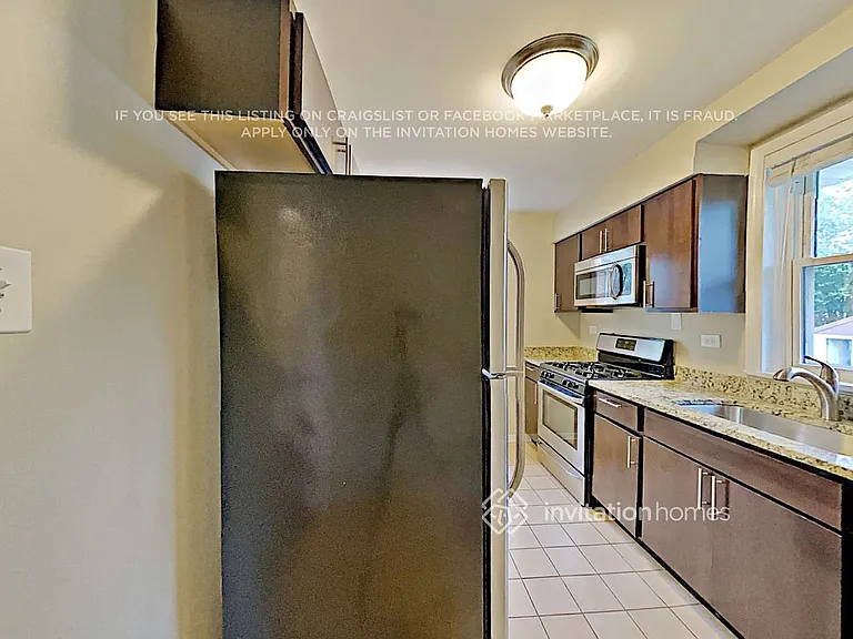 9133 S 54th Ave — Photo 10