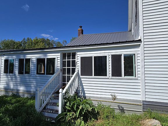 5th image of 8 Graffam Road