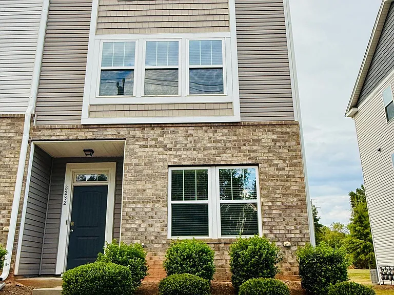 8232 Waxhaw Hwy — Photo 1