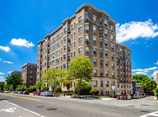 The Calverton, Washington, DC 20009