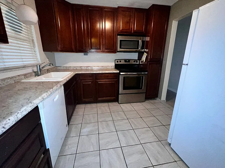 8362 Cristobal Cir #A — Photo 13
