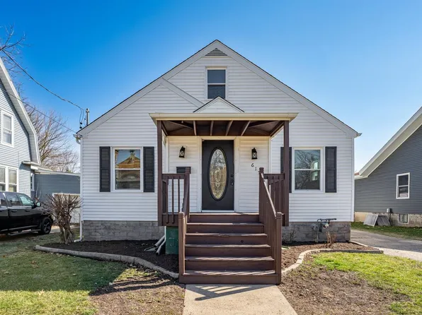 617 Blackhawk Blvd, South Beloit, IL 61080