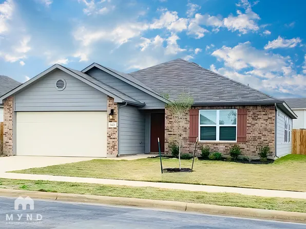 1421 Elm Leaf Dr, New Braunfels, TX 78130