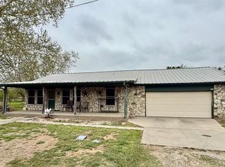 555 S Allen St, Boyd, TX 76023