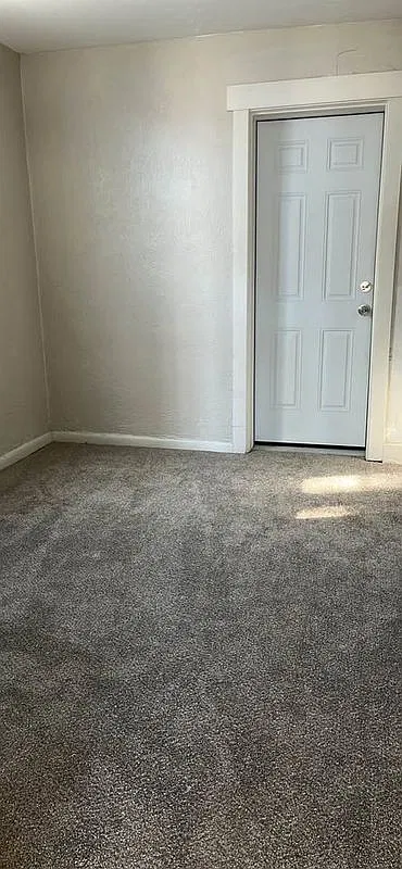 1 bed, 1.0 bath, 600 sqft, $820 — Photo 2