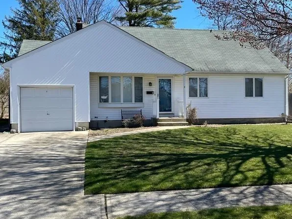 8 Wheeler, Deer Park, NY 11729