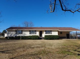 3059 Dees Rd, Crystal Springs, MS 39059