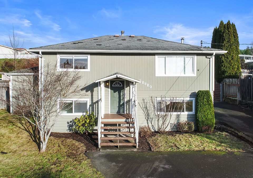 1st image of 32820 Railroad Ave